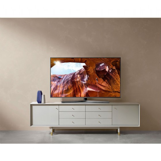 �������� Samsung UE55RU7400 4K �